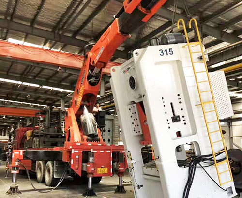 宝丰提升工作效率，选择优质折臂吊租赁服务