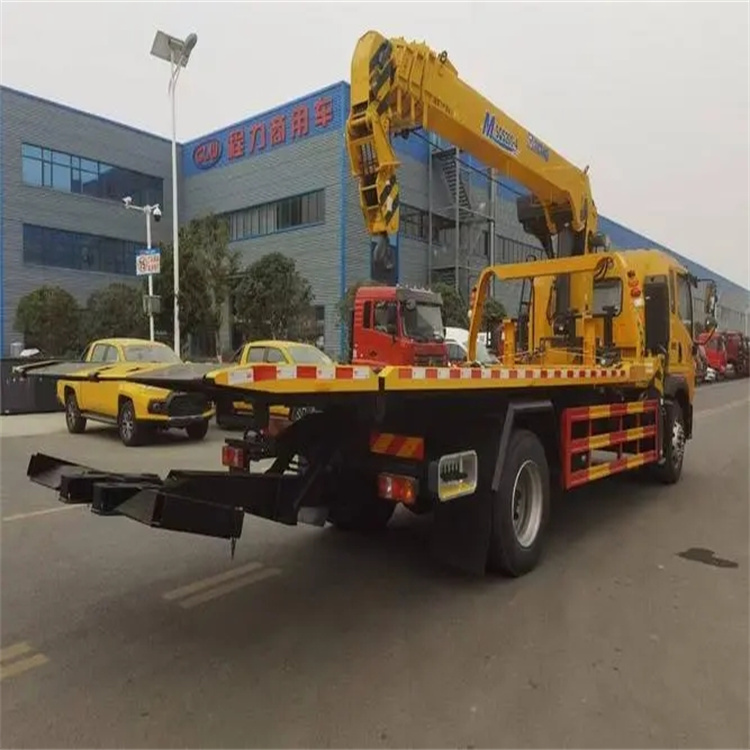 宝丰附近小随车吊出租电话，轻松解决搬运烦恼