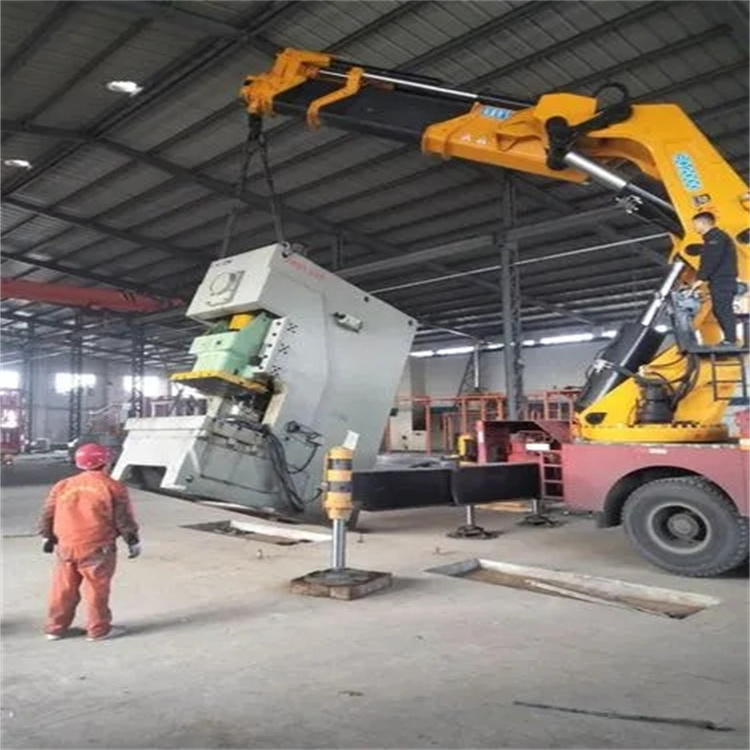 宝丰80吨折臂吊车出租附近电话